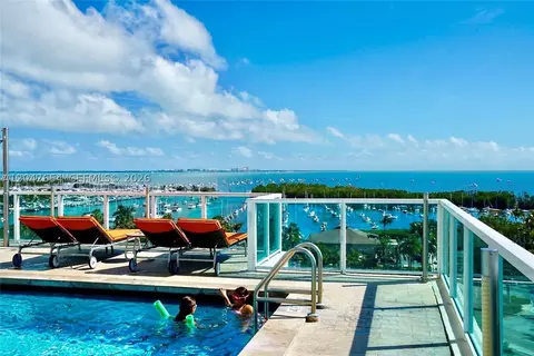 Exterior - 2889 Mcfarlane Rd #1811, Miami, FL 33133 photo 1 of 2