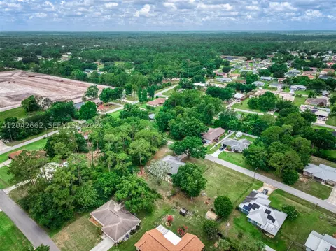 View/Area - 4524 Harder Ave, Sebring, FL 33875 photo 7 of 8