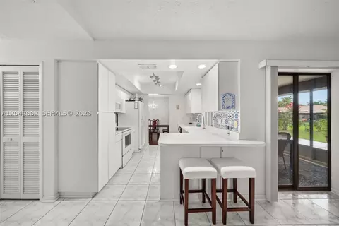 Kitchen - 4524 Harder Ave, Sebring, FL 33875 photo 5 of 5