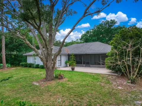 Exterior - 4524 Harder Ave, Sebring, FL 33875 photo 8 of 11