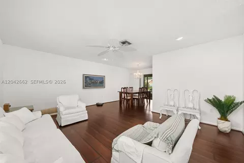 Living - 4524 Harder Ave, Sebring, FL 33875 photo 4 of 7