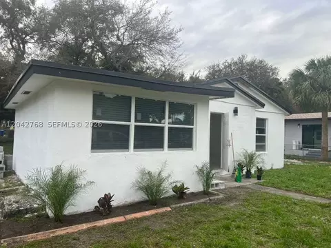 2850 NW 7th St, Fort Lauderdale, FL 33311
