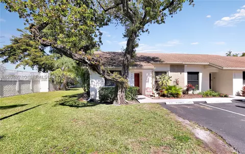 3064 S Oakland Forest Dr #1006, Oakland Park, FL 33309