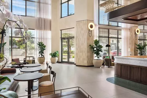 1611 SW 2nd Ave #202, Miami, FL 33129