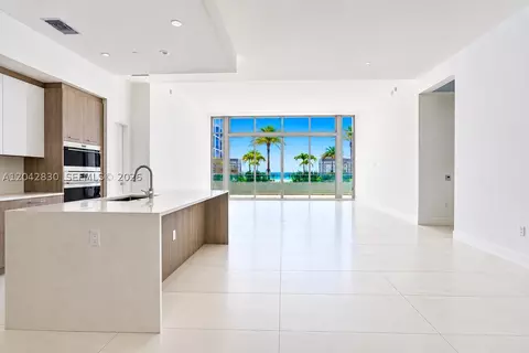 153 N Seabreeze Blvd #401, Fort Lauderdale, FL 33304
