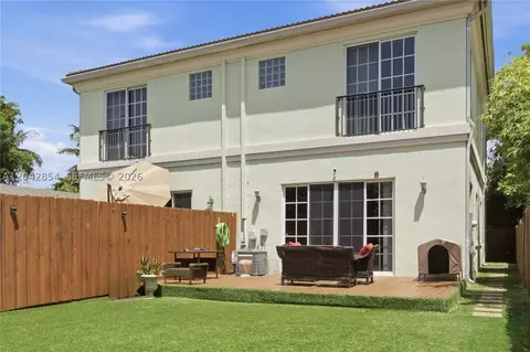 1321 NE 5th Ter, Fort Lauderdale, FL 33304