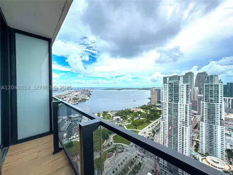 398 NE 5th St #4316, Miami, FL 33132