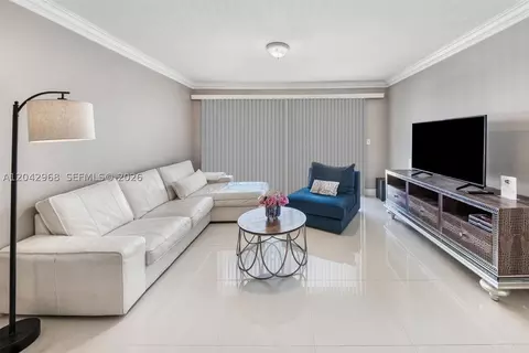 2097 S Ocean Dr #411, Hallandale Beach, FL 33009