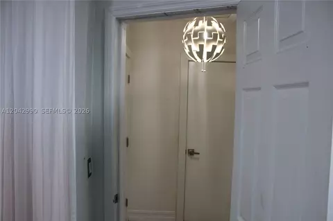 Entry Way - 11512 NW 58th Ave, Hialeah, FL 33012 photo 5 of 5