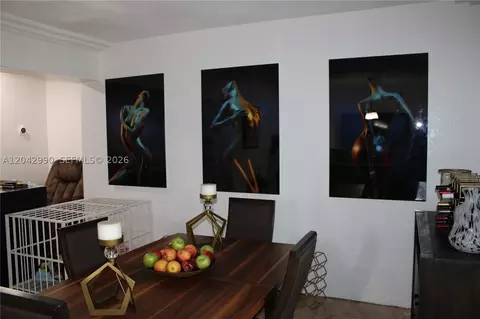 Dining - 11512 NW 58th Ave, Hialeah, FL 33012 photo 1 of 2