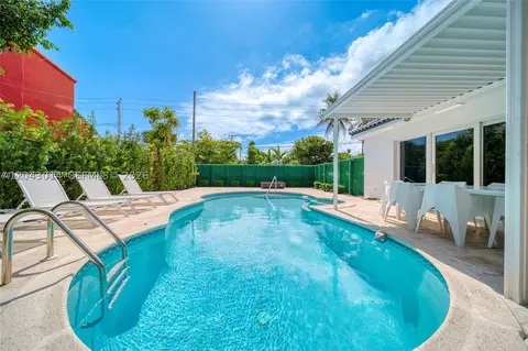 2298 SW 16th Ave, Miami, FL 33145