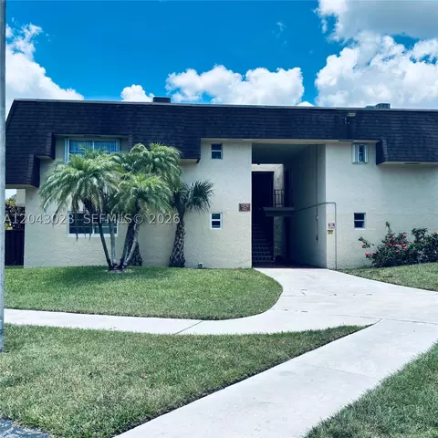 13710 SW 90th Ave #4, Miami, FL 33176