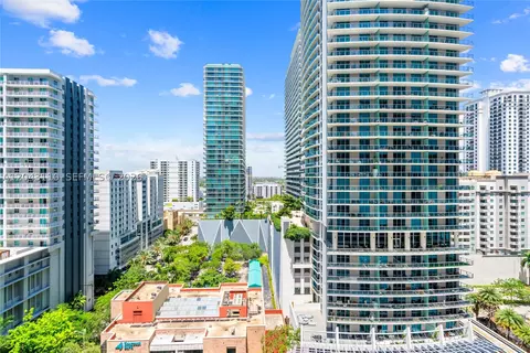1080 Brickell Ave #1509, Miami, FL 33131