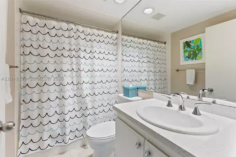 Bath - 145 NEdgewater Dr #4105, Stuart, FL 34996 photo 4 of 4