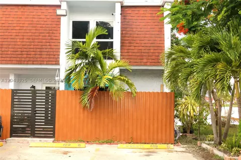 400 NW 107th Ave #10C, Miami, FL 33172