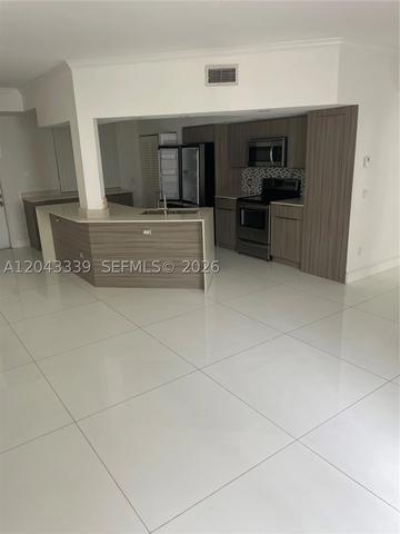 3155 NE 184th St #8105, Aventura, FL 33160