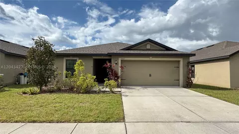 1012 Wynnmere Walk Ave, Ruskin, FL 33570
