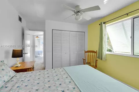 Bedroom - 19 Park Dr, Key Largo, FL 33037 photo 5 of 6