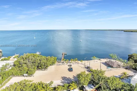 View/Area - 19 Park Dr, Key Largo, FL 33037 photo 10 of 13