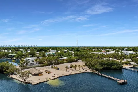 View/Area - 19 Park Dr, Key Largo, FL 33037 photo 12 of 13