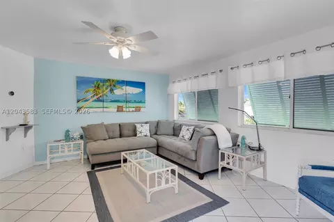 Living - 19 Park Dr, Key Largo, FL 33037 photo 3 of 4
