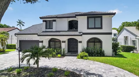 10746 Charleston Pl, Hollywood, FL 33026