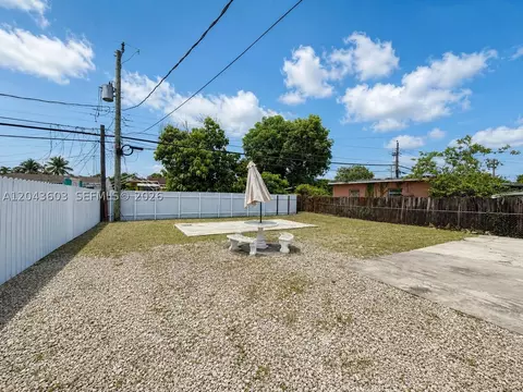 Exterior - 59 E 10th St, Hialeah, FL 33010 photo 3 of 4