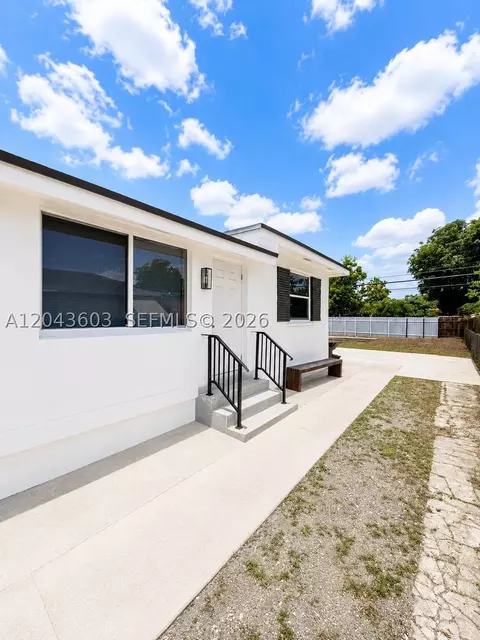 Exterior - 59 E 10th St, Hialeah, FL 33010 photo 2 of 4