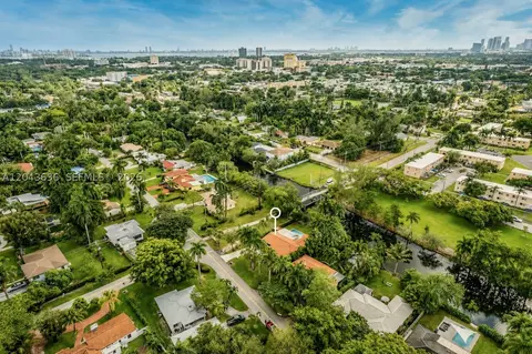 200 NW 86th St, El Portal, FL 33150
