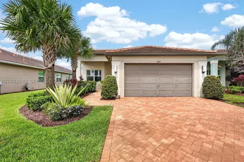 11662 SW Moon River Way, Port Saint Lucie, FL 34987