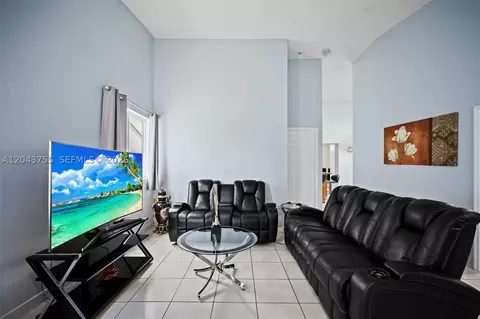 Other - 7581 W 29th Way, Hialeah, FL 33018 photo 3 of 12