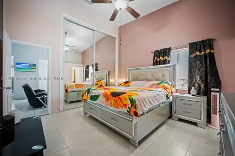 Bedroom - 7581 W 29th Way, Hialeah, FL 33018 photo 2 of 6