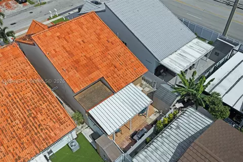 View/Area - 7581 W 29th Way, Hialeah, FL 33018 photo 1 of 1