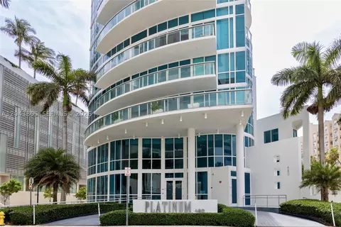 480 NE 30th St #1507, Miami, FL 33137