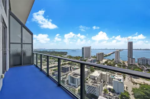 121 NE 34th St #PH3206, Miami, FL 33137