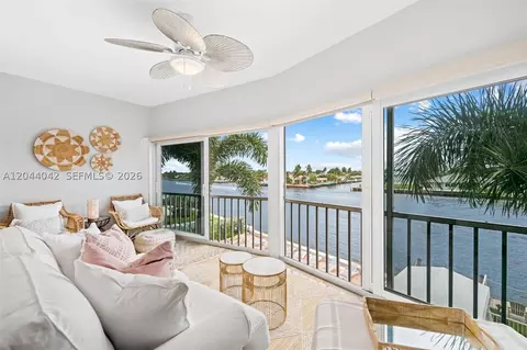 711 N Riverside Dr #302, Pompano Beach, FL 33062
