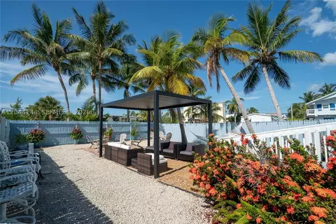 Exterior - 768 Michael Dr, Key Largo, FL 33037 photo 1 of 8