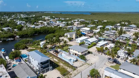 View/Area - 768 Michael Dr, Key Largo, FL 33037 photo 8 of 9