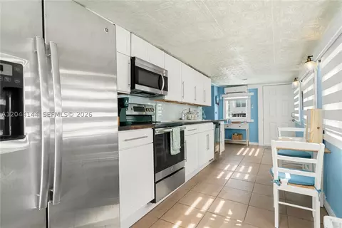 Kitchen - 768 Michael Dr, Key Largo, FL 33037 photo 1 of 1