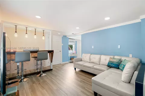 Living - 768 Michael Dr, Key Largo, FL 33037 photo 1 of 1