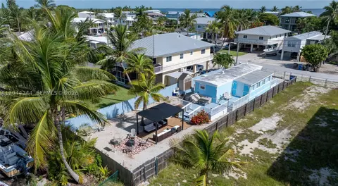 View/Area - 768 Michael Dr, Key Largo, FL 33037 photo 1 of 9