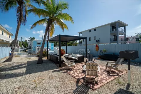 Exterior - 768 Michael Dr, Key Largo, FL 33037 photo 6 of 8
