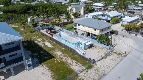 View/Area - 768 Michael Dr, Key Largo, FL 33037 photo 9 of 9