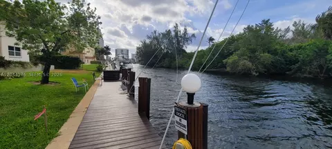 1340 NE 28th Ave #129, Pompano Beach, FL 33062
