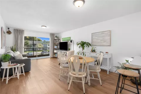 4161 NW 90th Ave #206, Coral Springs, FL 33065
