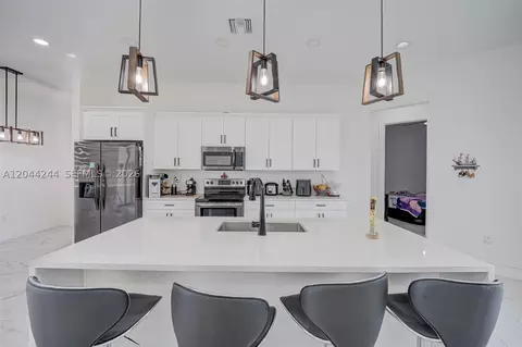 Kitchen - 7834 14th Pl, Labelle, FL 33935 photo 1 of 1