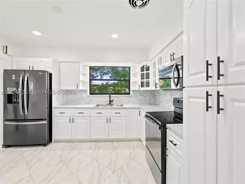 3246 Buchanan St, Hollywood, FL 33021 photo 7