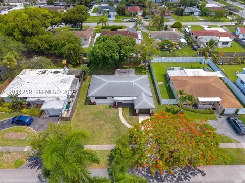 3246 Buchanan St, Hollywood, FL 33021 photo 38