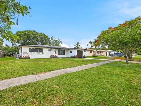 3246 Buchanan St, Hollywood, FL 33021 photo 32