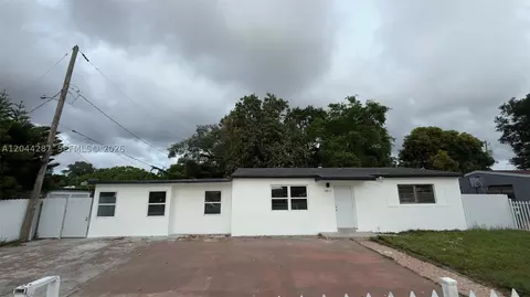 17011 NW 33rd Ct, Miami Gardens, FL 33056